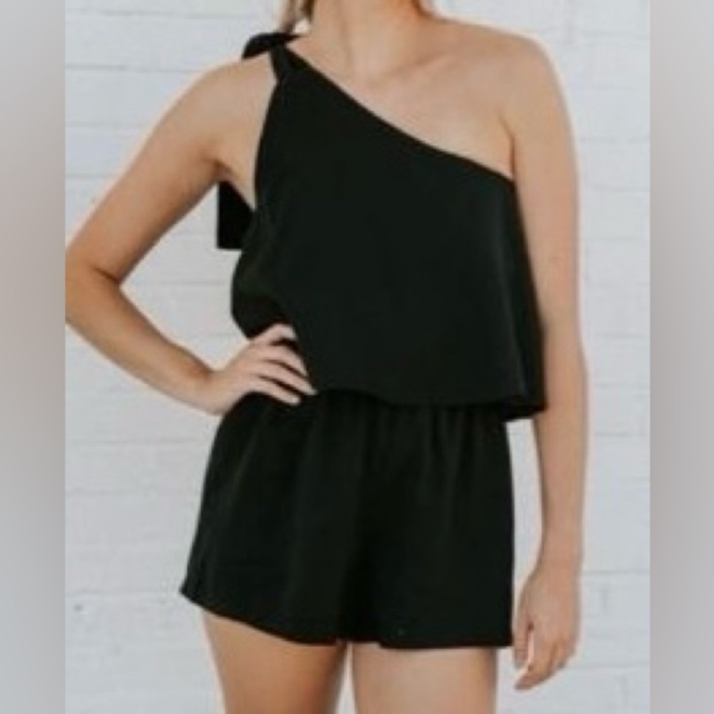 Lizard thicket romper NWOT